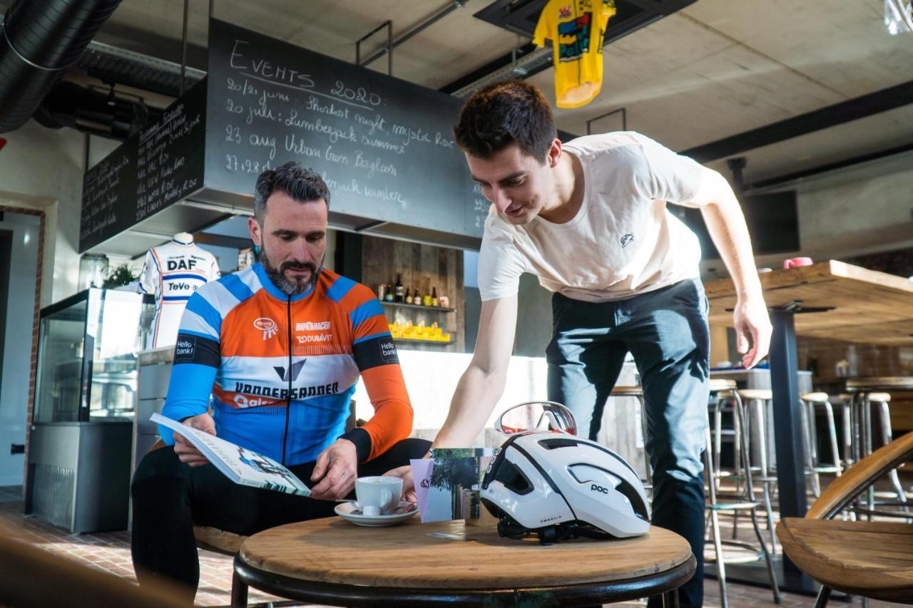 Cafe Coureur Borgloon Hotel Luaran gambar